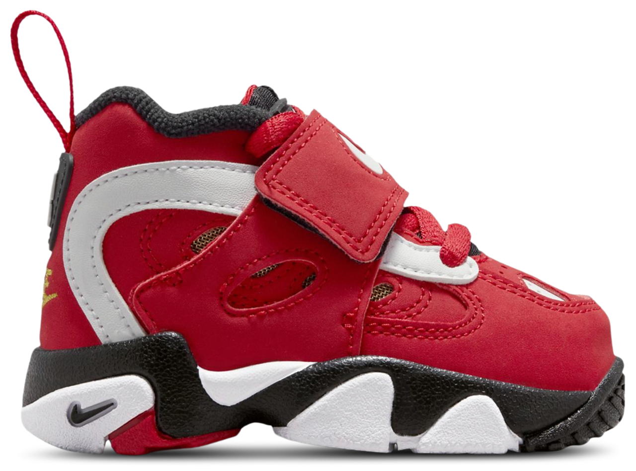 Nike Air Diamond Turf II Image 1 of 5. Tap to open photo gallery.