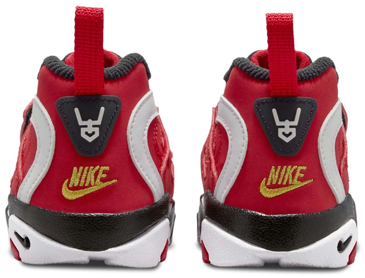 Nike Air Diamond Turf II Image 3 of 5. Tap to open photo gallery.