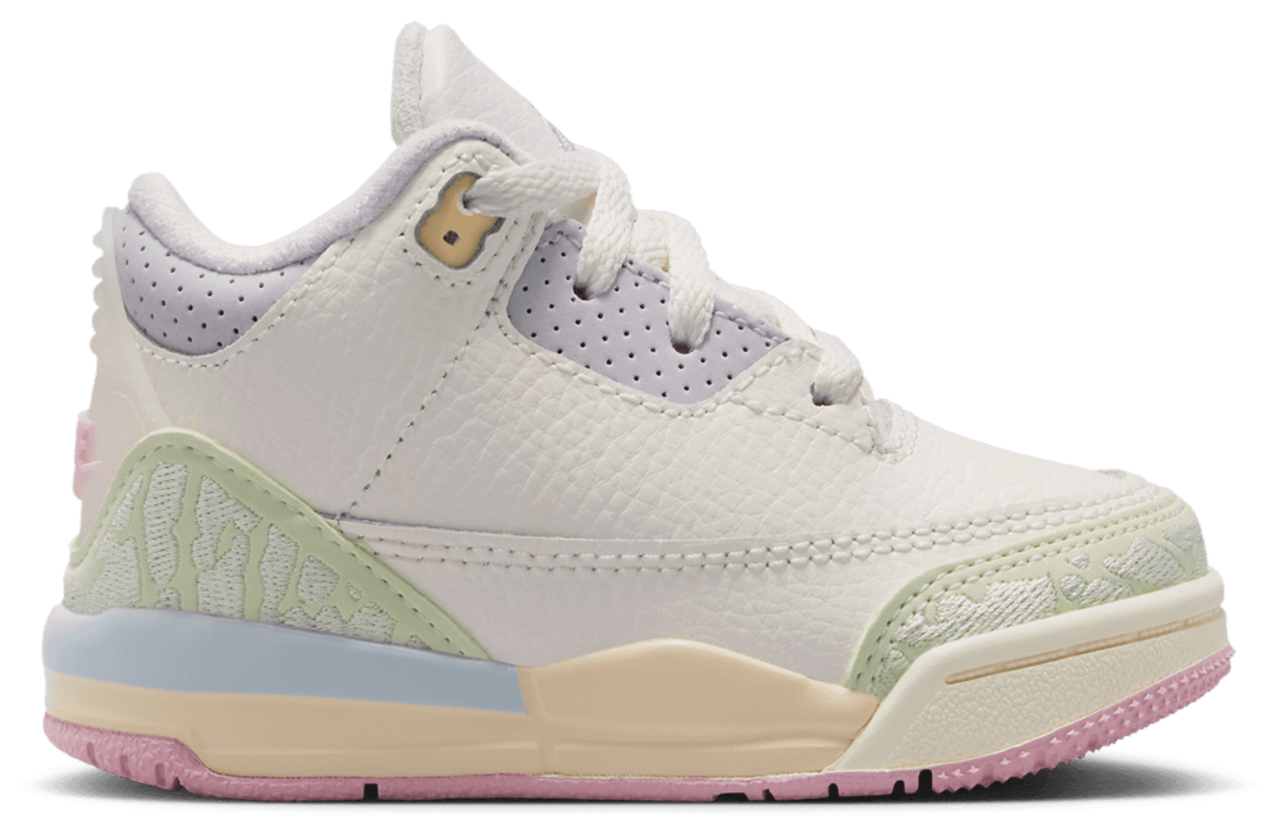Jordan Retro 3 Image 1 de 7. Appuyez pour ouvrir la galerie de photos.