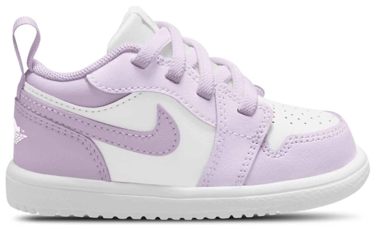 Jordan AJ 1 Low Image 1 of 4. Tap to open photo gallery.