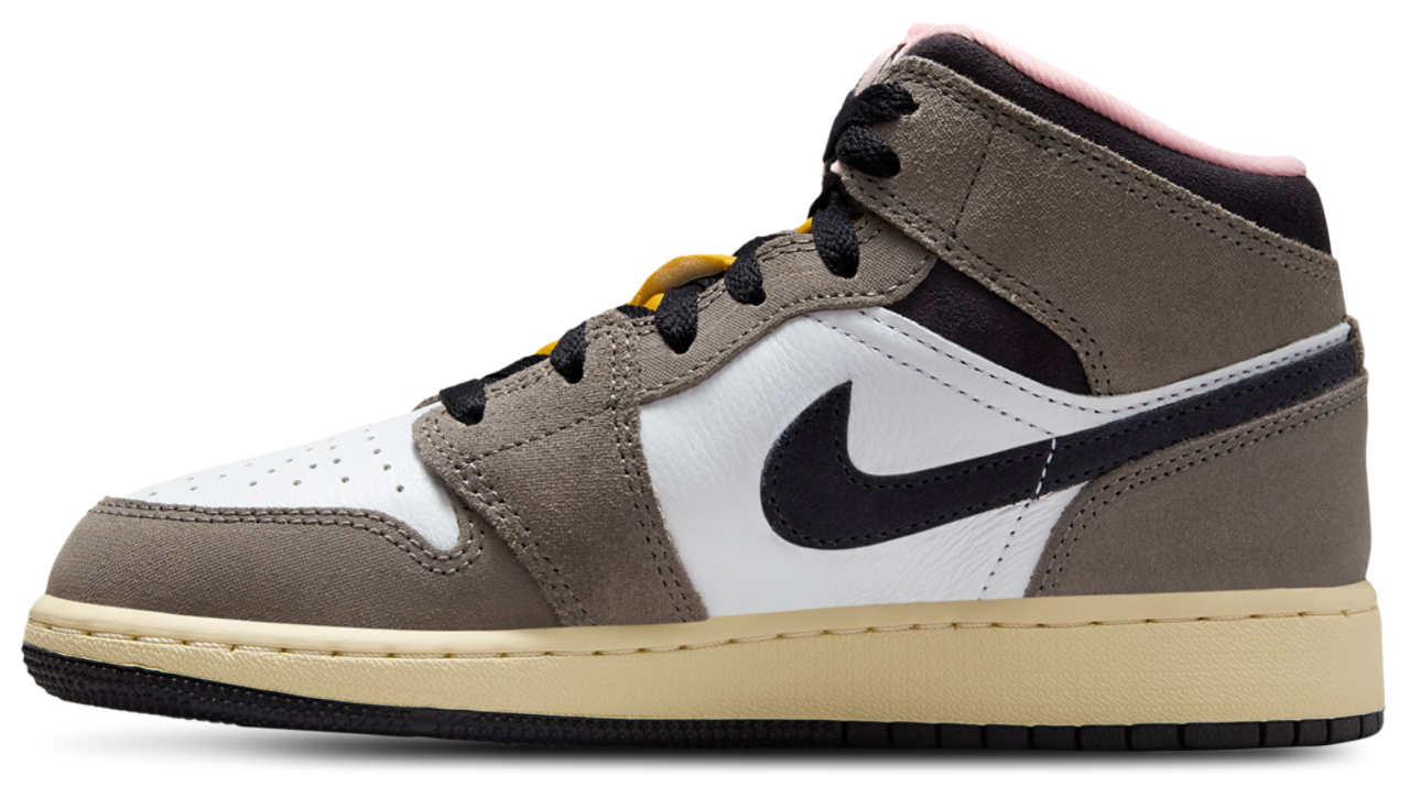 Jordan AJ 1 Mid SE  Image 2 of 5. Tap to open photo gallery.