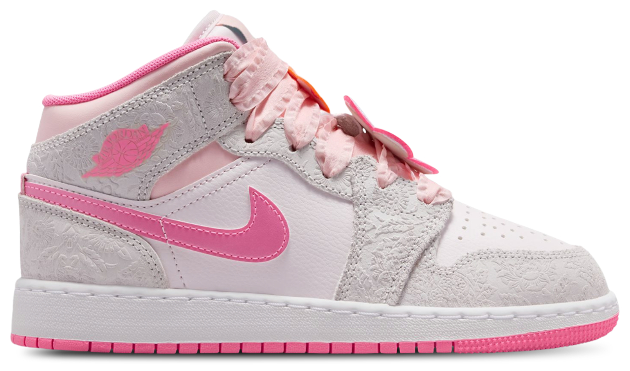 Jordan Air Jordan 1 Mid SE Image 1 of 5. Tap to open photo gallery.