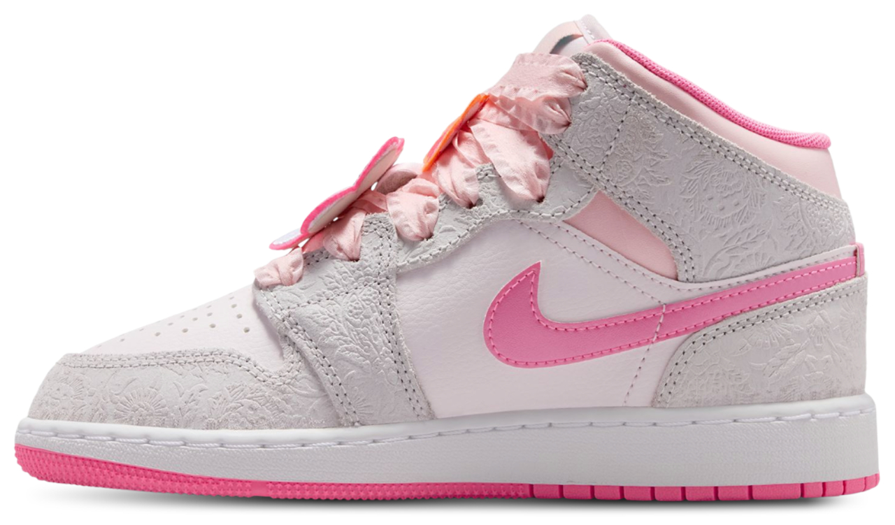 Jordan Air Jordan 1 Mid SE Image 2 of 5. Tap to open photo gallery.