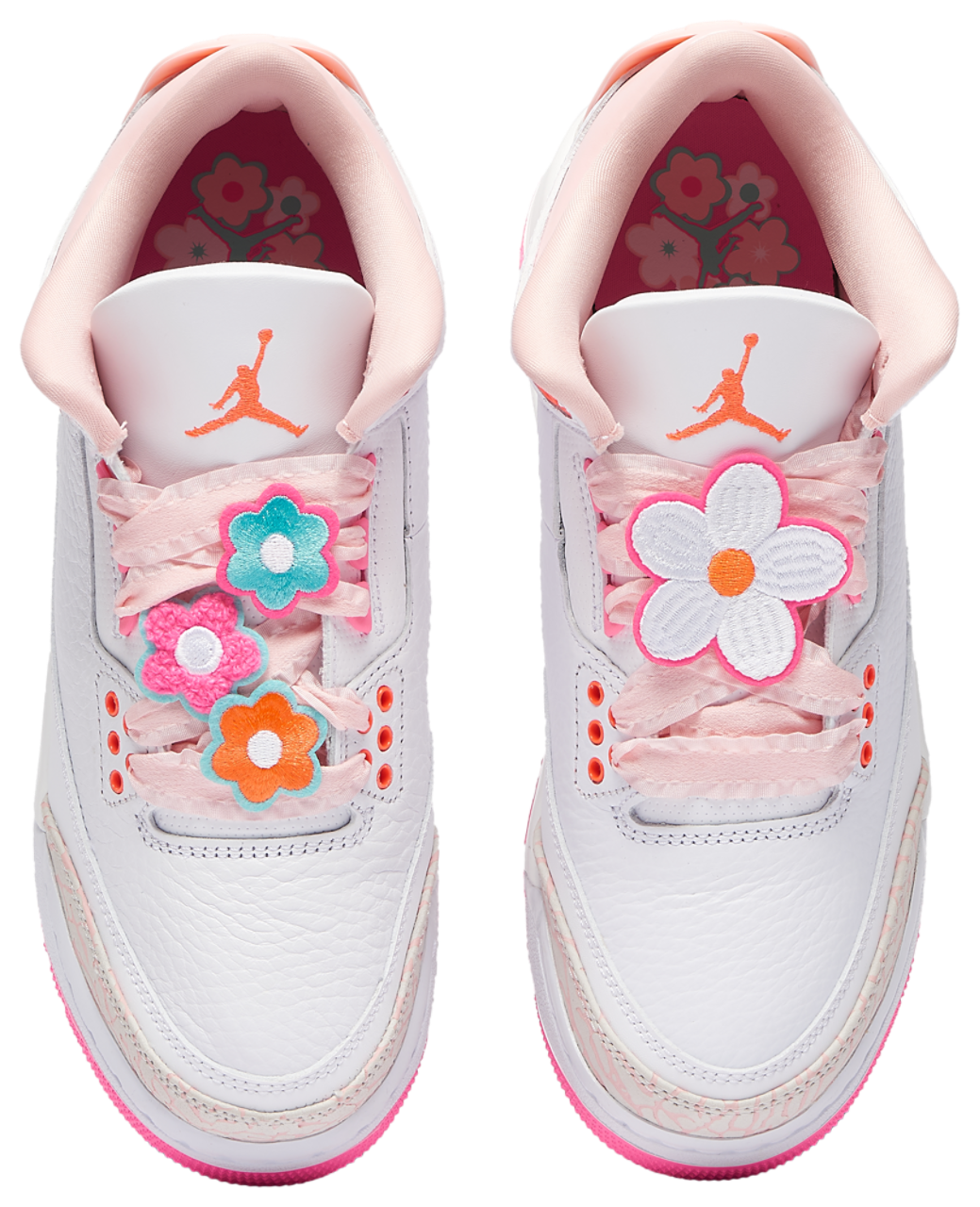 Jordan Retro 3 Image 4 of 5. Tap to open photo gallery.