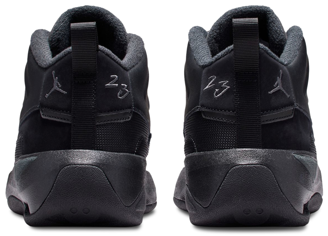 Jordan Max Aura 7  Image 3 of 8. Tap to open photo gallery.