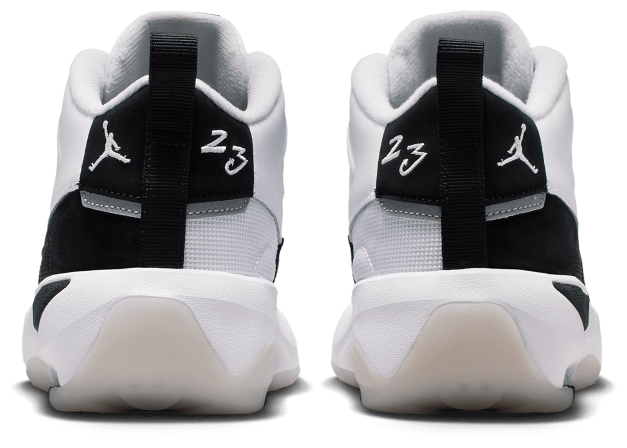 Jordan Max Aura 7  Image 3 of 8. Tap to open photo gallery.