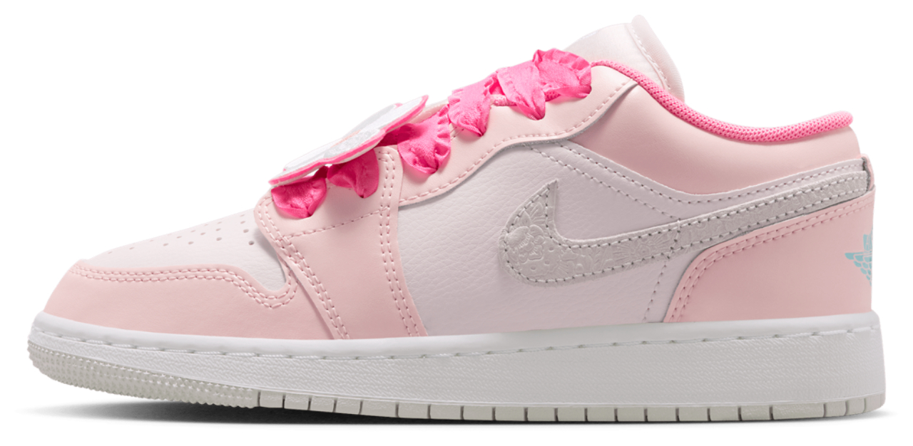 Jordan Air Jordan 1 Low SE Image 2 of 5. Tap to open photo gallery.