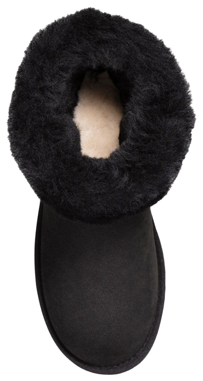 UGG Classic Shorts II Image 4 of 5. Tap to open photo gallery.