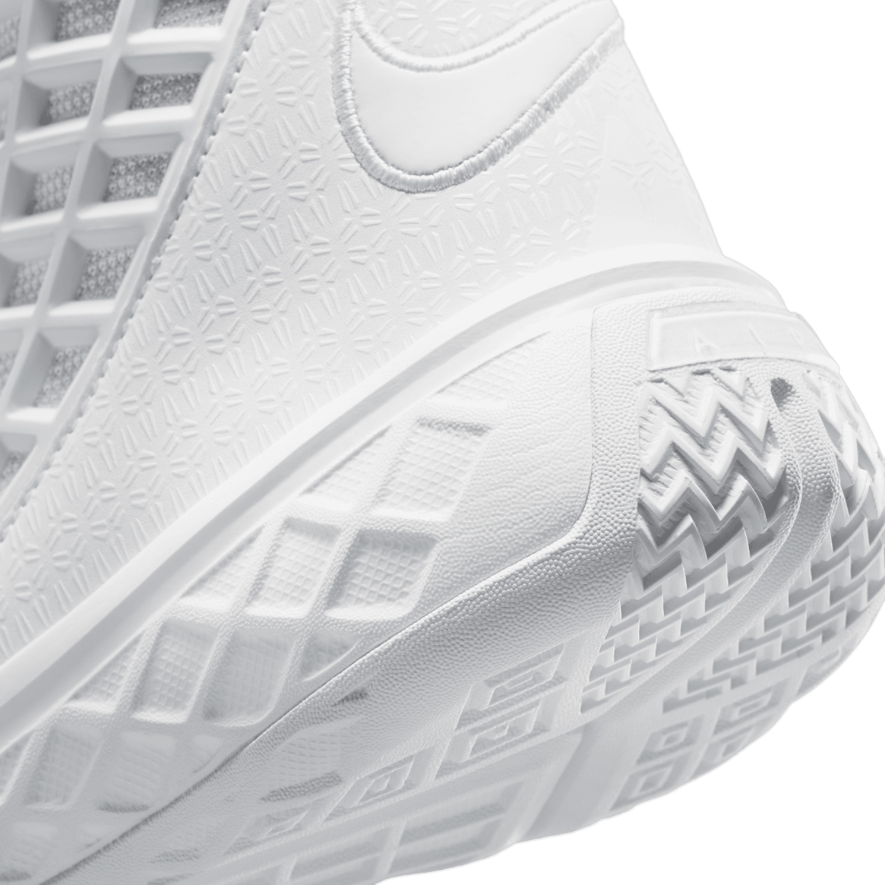 Nike Kobe 3 High Halo Image 8 de 8. Appuyez pour ouvrir la galerie de photos.