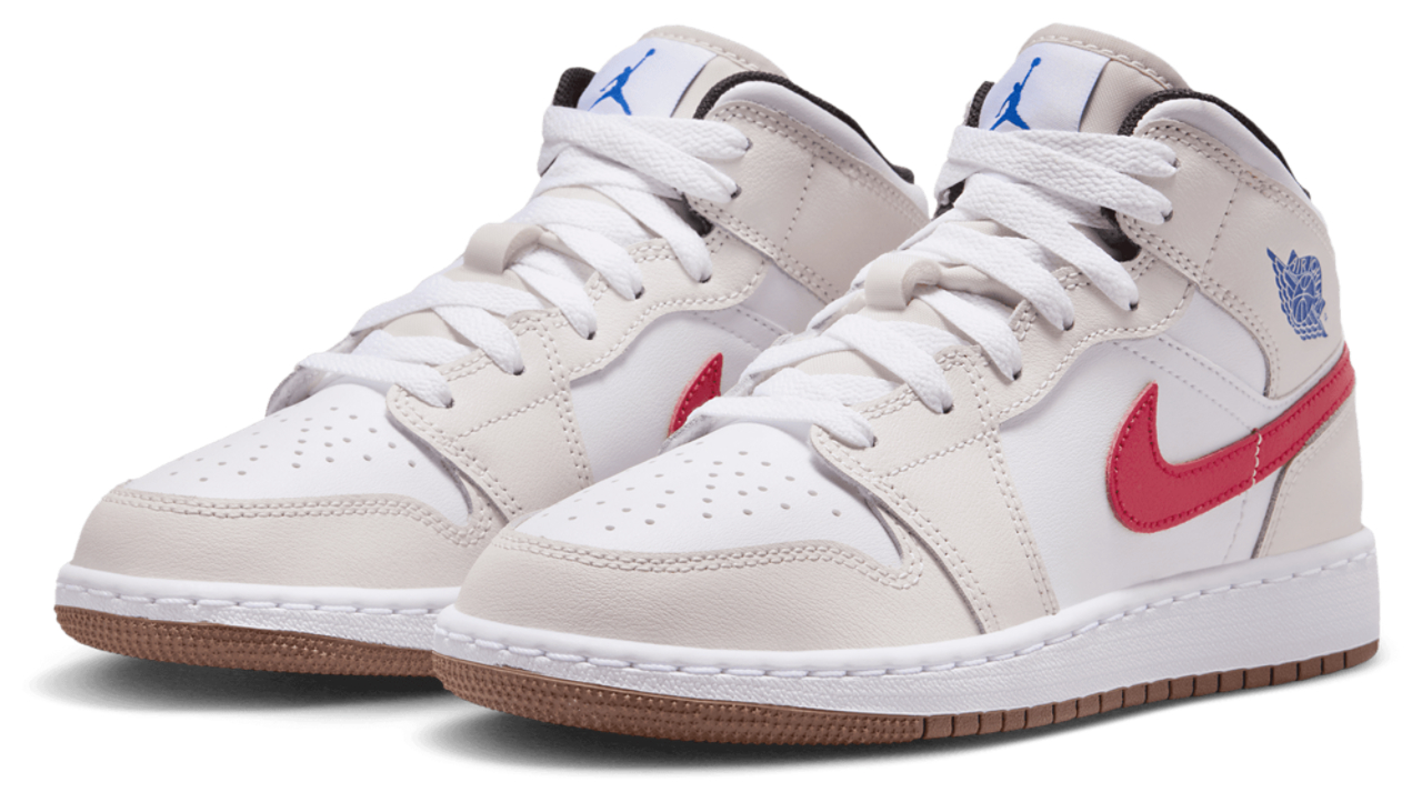 Jordan AJ 1 Mid SE  Image 6 of 8. Tap to open photo gallery.