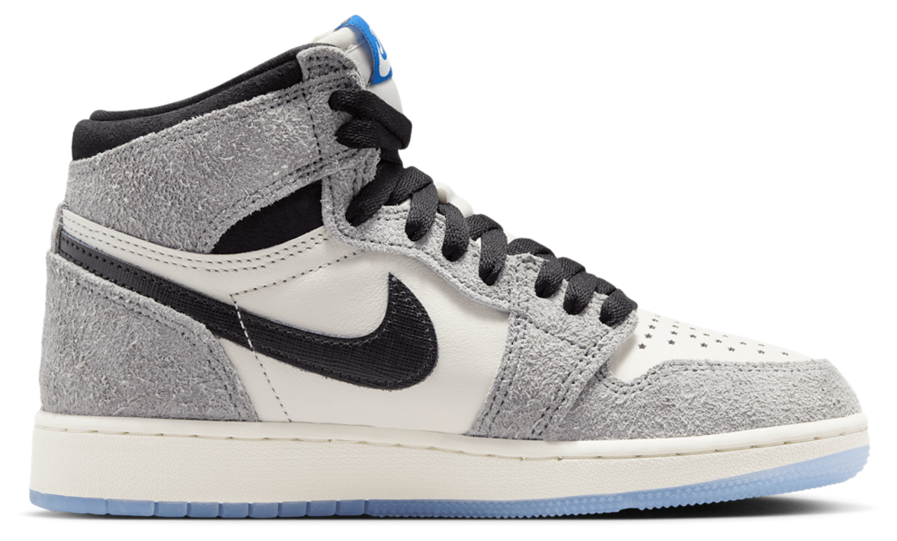 Jordan Retro 1 High OG  Image 1 of 5. Tap to open photo gallery.
