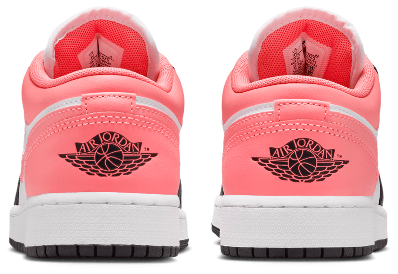 Jordan AJ 1 Low SE  Image 3 of 8. Tap to open photo gallery.