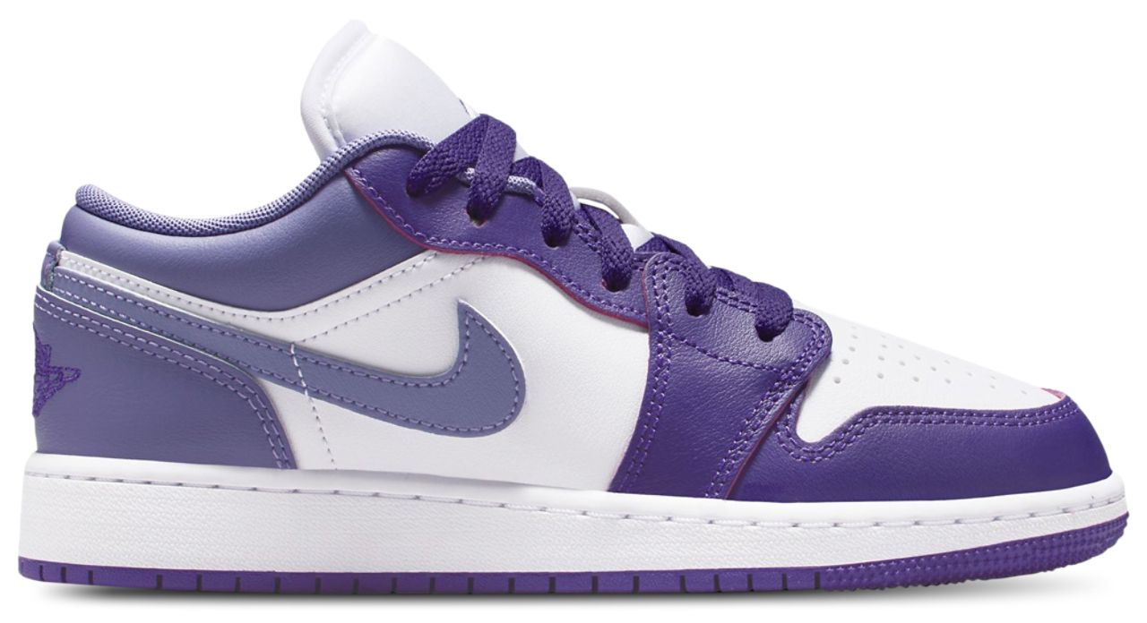 Jordan AJ 1 Low SE  Image 1 of 8. Tap to open photo gallery.