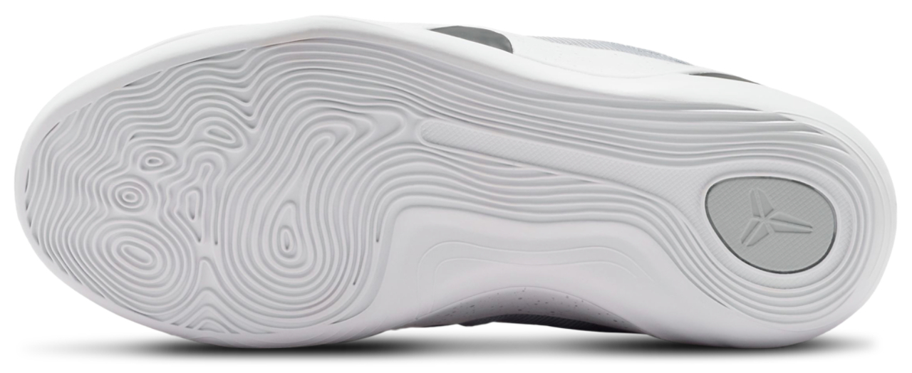 Nike Kobe IX EM Image 5 de 5. Appuyez pour ouvrir la galerie de photos.