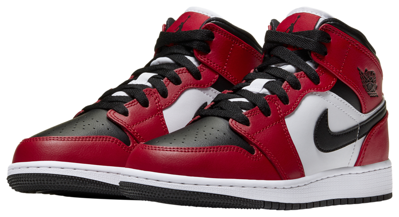 Jordan AJ 1 Mid SE  Image 6 of 6. Tap to open photo gallery.