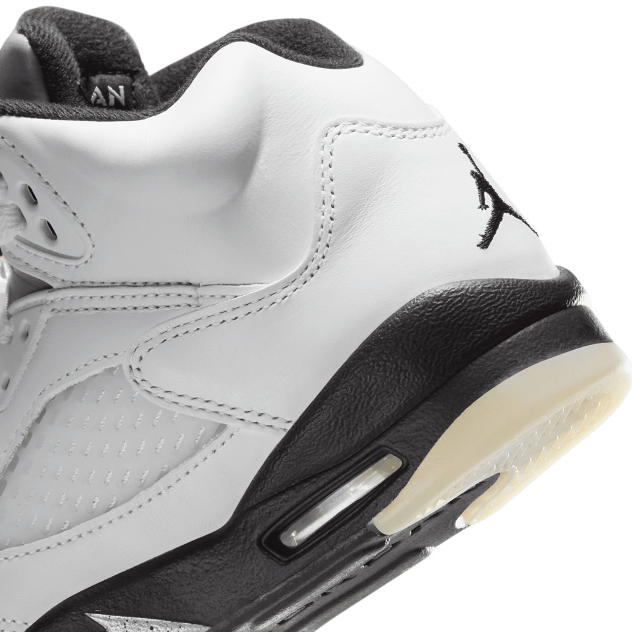 Jordan Retro 5 Image 8 de 9. Appuyez pour ouvrir la galerie de photos.