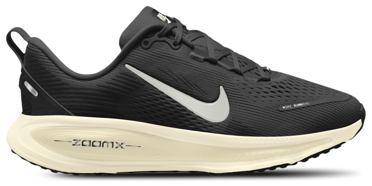 Nike Vomero 18  Image 1 of 4. Tap to open photo gallery.