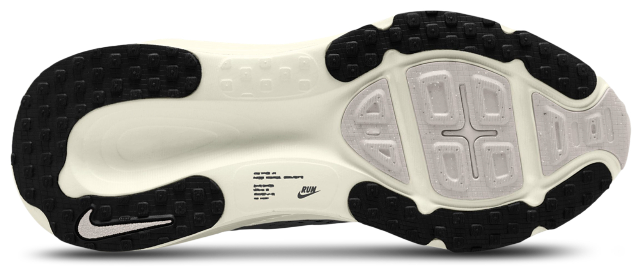 Nike Vomero 18  Image 4 of 4. Tap to open photo gallery.