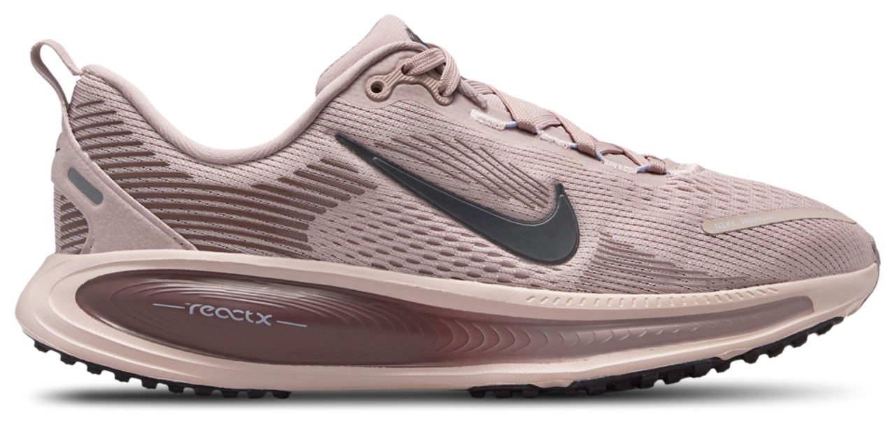 Nike Vomero 18 - Girls' Grade School | Foot Locker Canada