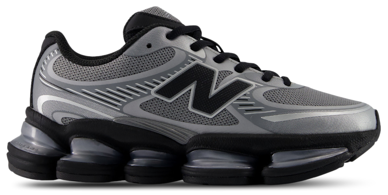 New Balance 2000 Image 1 of 5. Tap to open photo gallery.