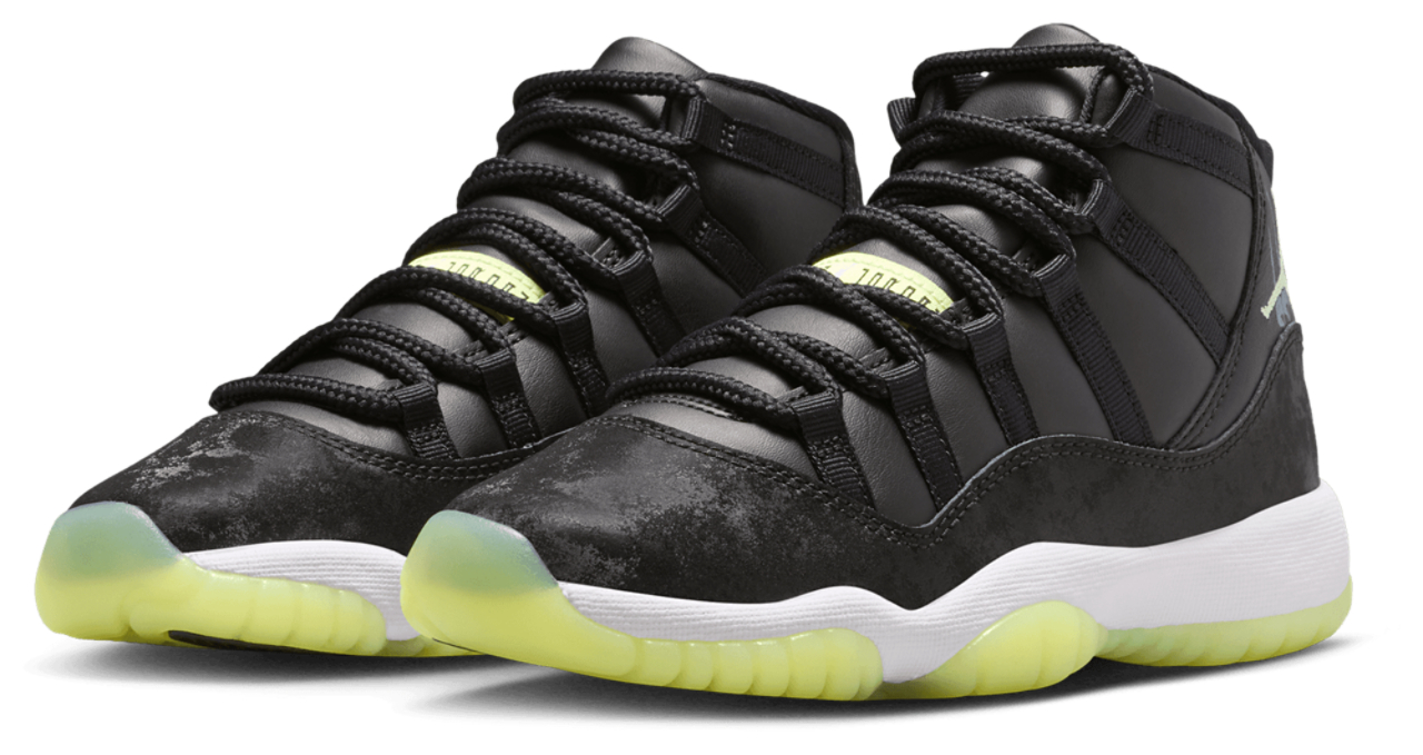 Jordan Air Jordan Retro 11 SS  Image 6 of 10. Tap to open photo gallery.