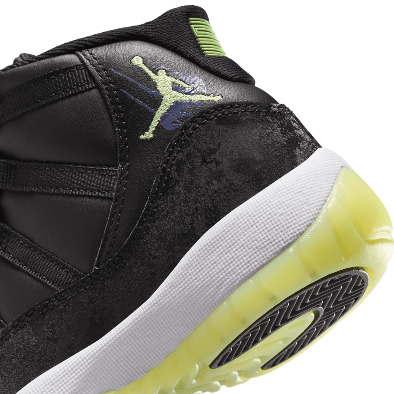 Jordan Air Jordan Retro 11 SS  Image 8 of 10. Tap to open photo gallery.