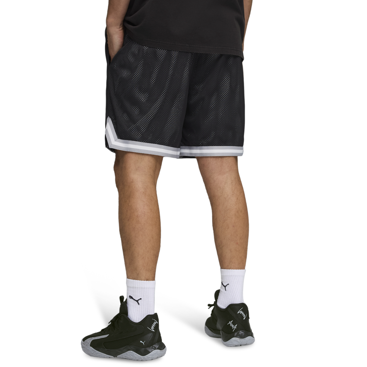 PUMA Swish 7" Short Image 2 of 7. Tap to open photo gallery.