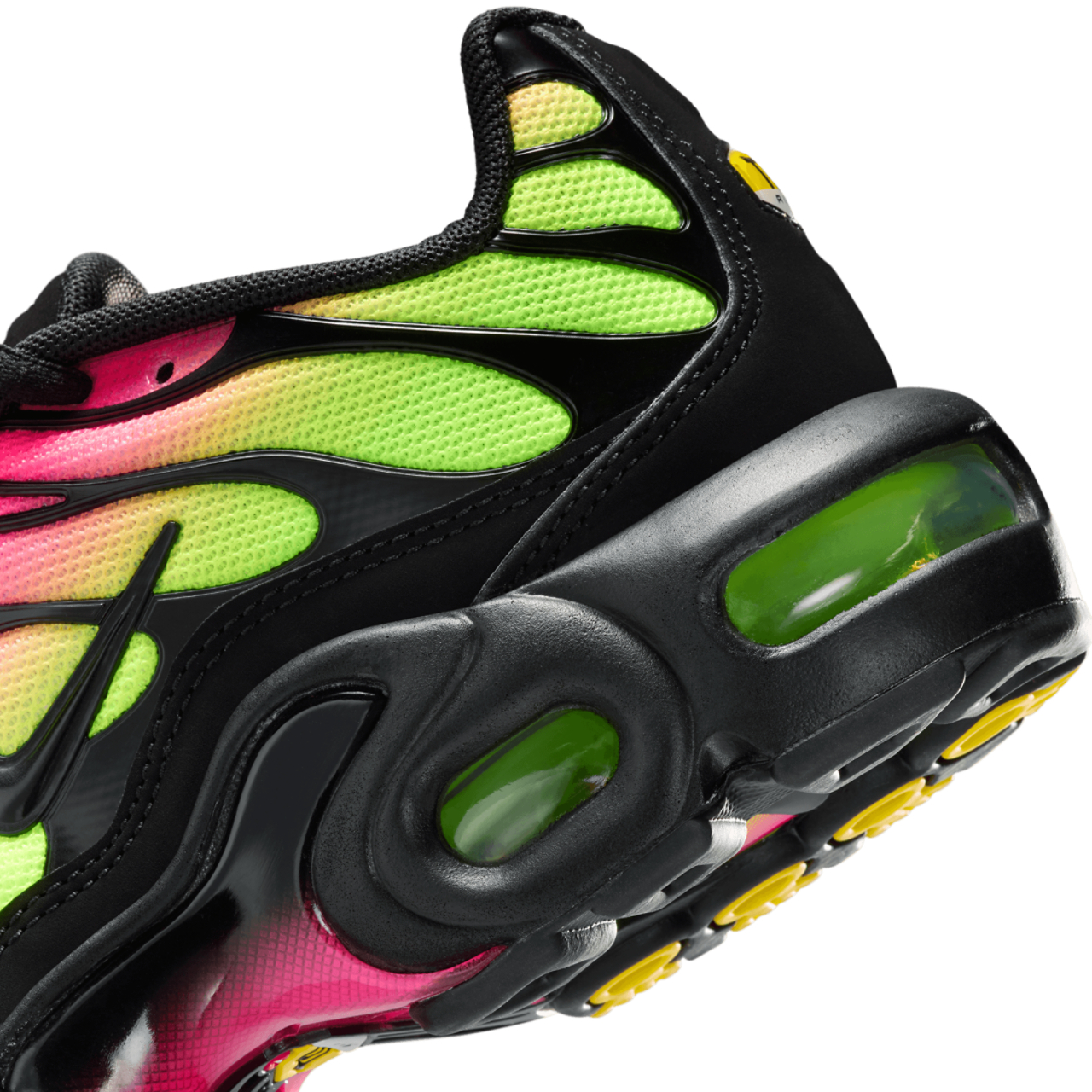Nike Air Max Plus Image 8 de 8. Appuyez pour ouvrir la galerie de photos.