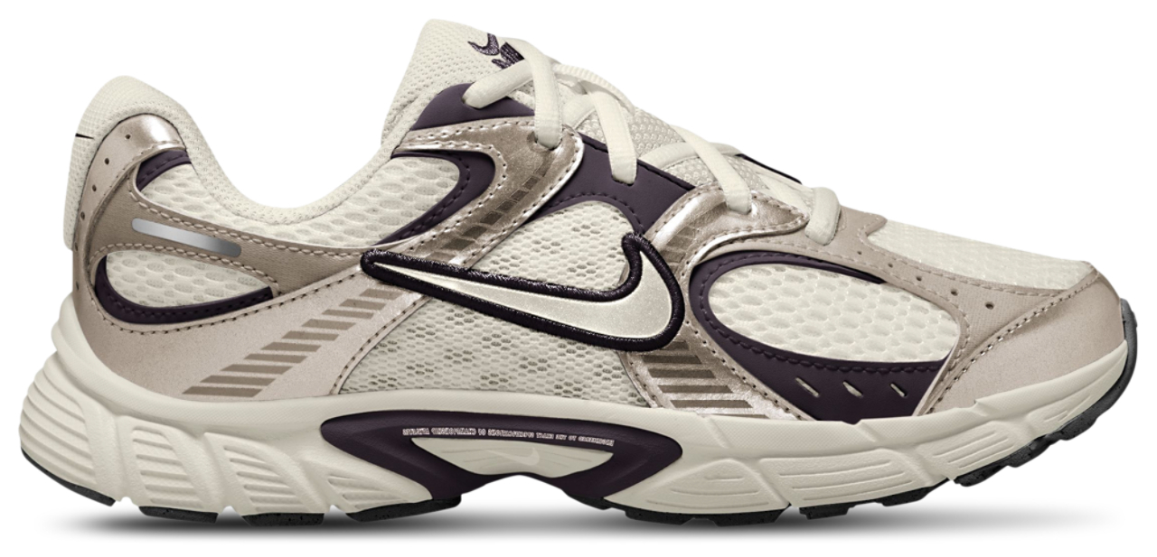 Nike V5 RNR  Image 1 of 4. Tap to open photo gallery.