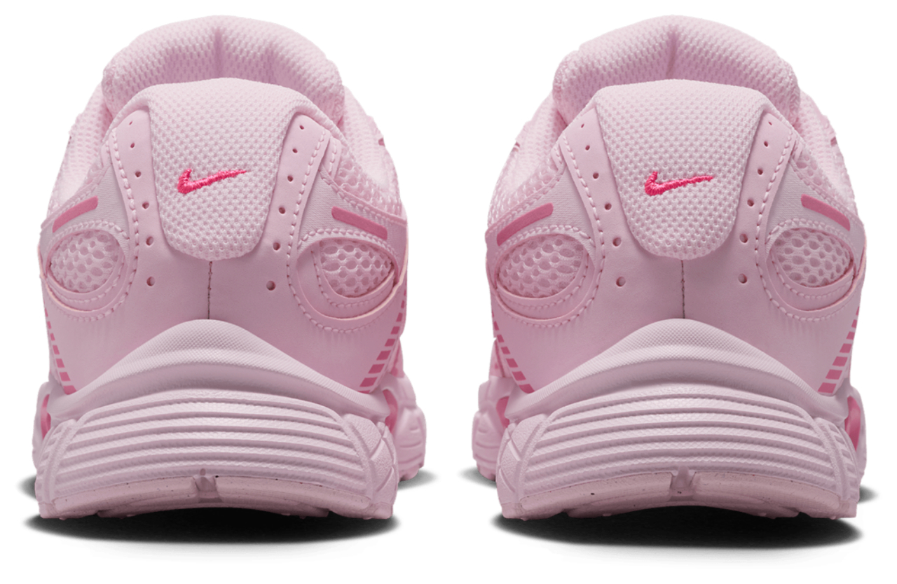 Nike V5 RNR  Image 3 of 5. Tap to open photo gallery.