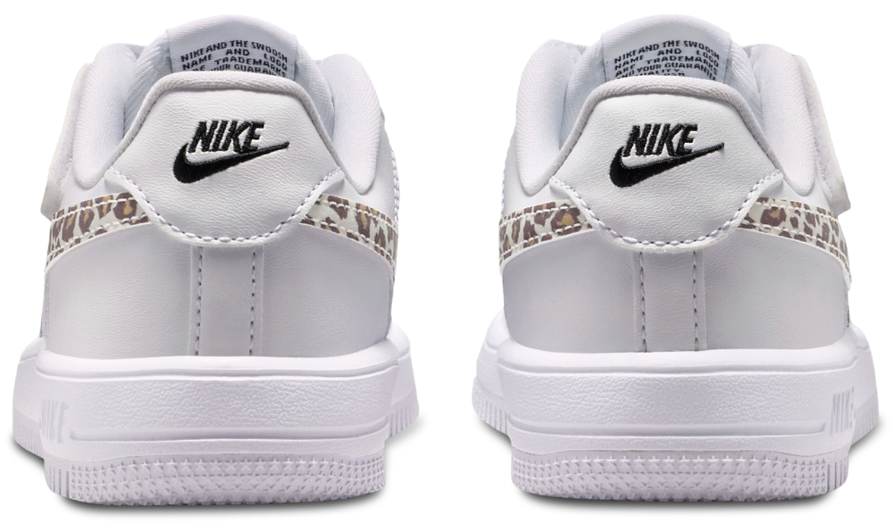 Nike Air Force 1 Low EasyOn Image 3 of 5. Tap to open photo gallery.