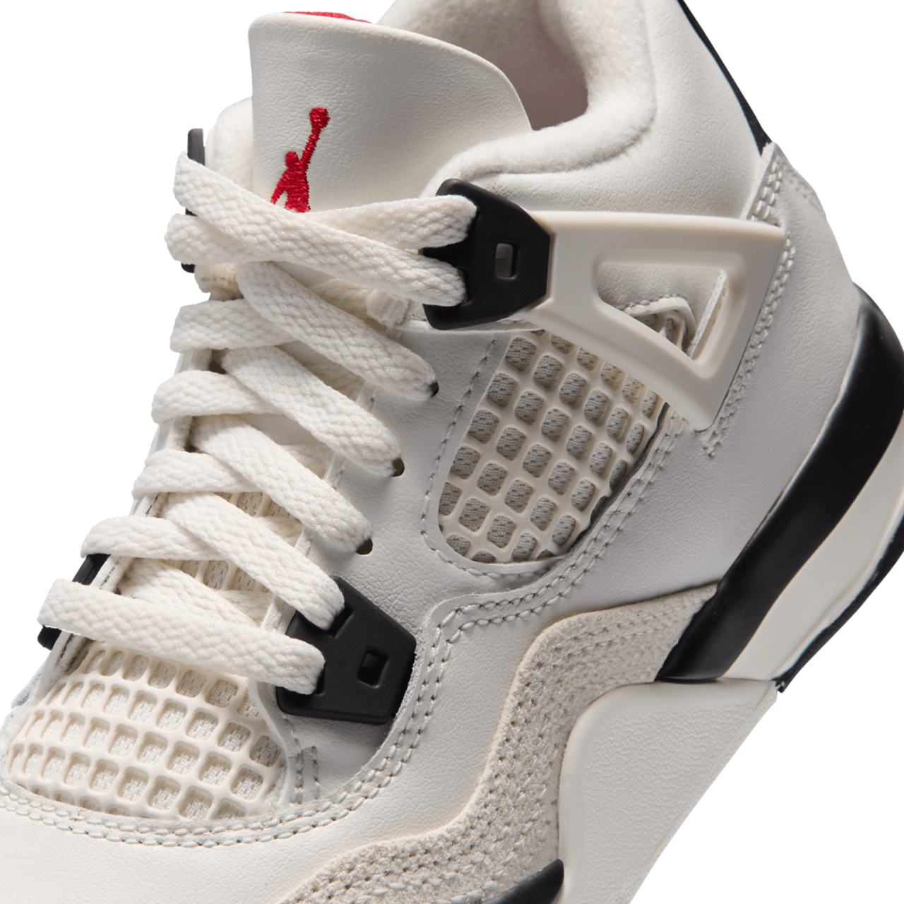Jordan Retro 4  Image 7 of 9. Tap to open photo gallery.
