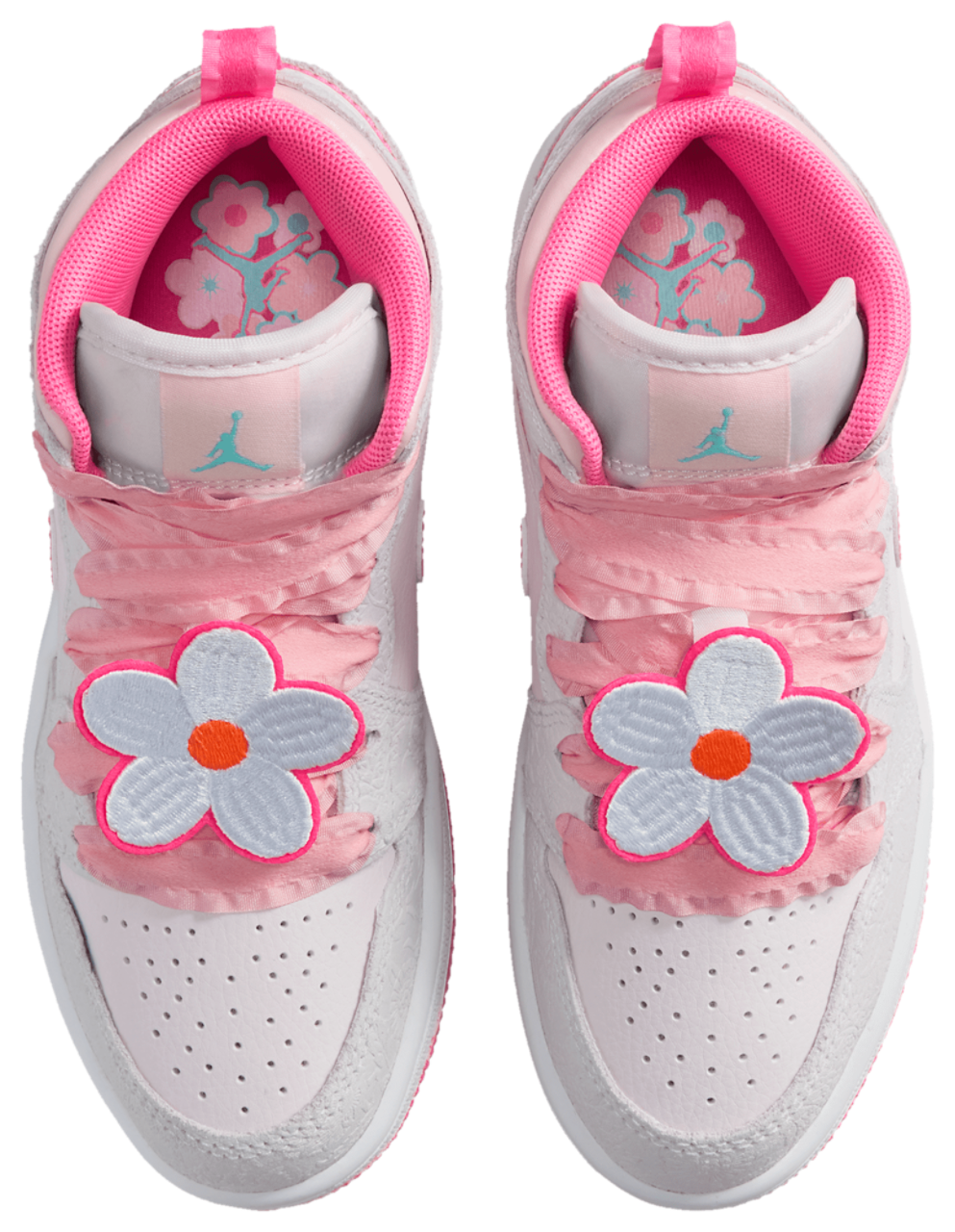 Jordan Air Jordan 1 Mid SE Image 4 of 5. Tap to open photo gallery.