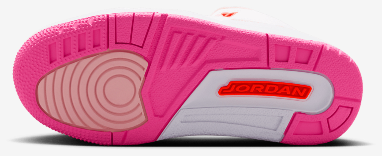 Jordan Retro 3 Fem Image 5 of 9. Tap to open photo gallery.
