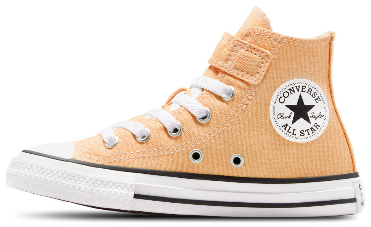 Converse Chuck Taylor All Star HI 1V  Image 2 of 6. Tap to open photo gallery.