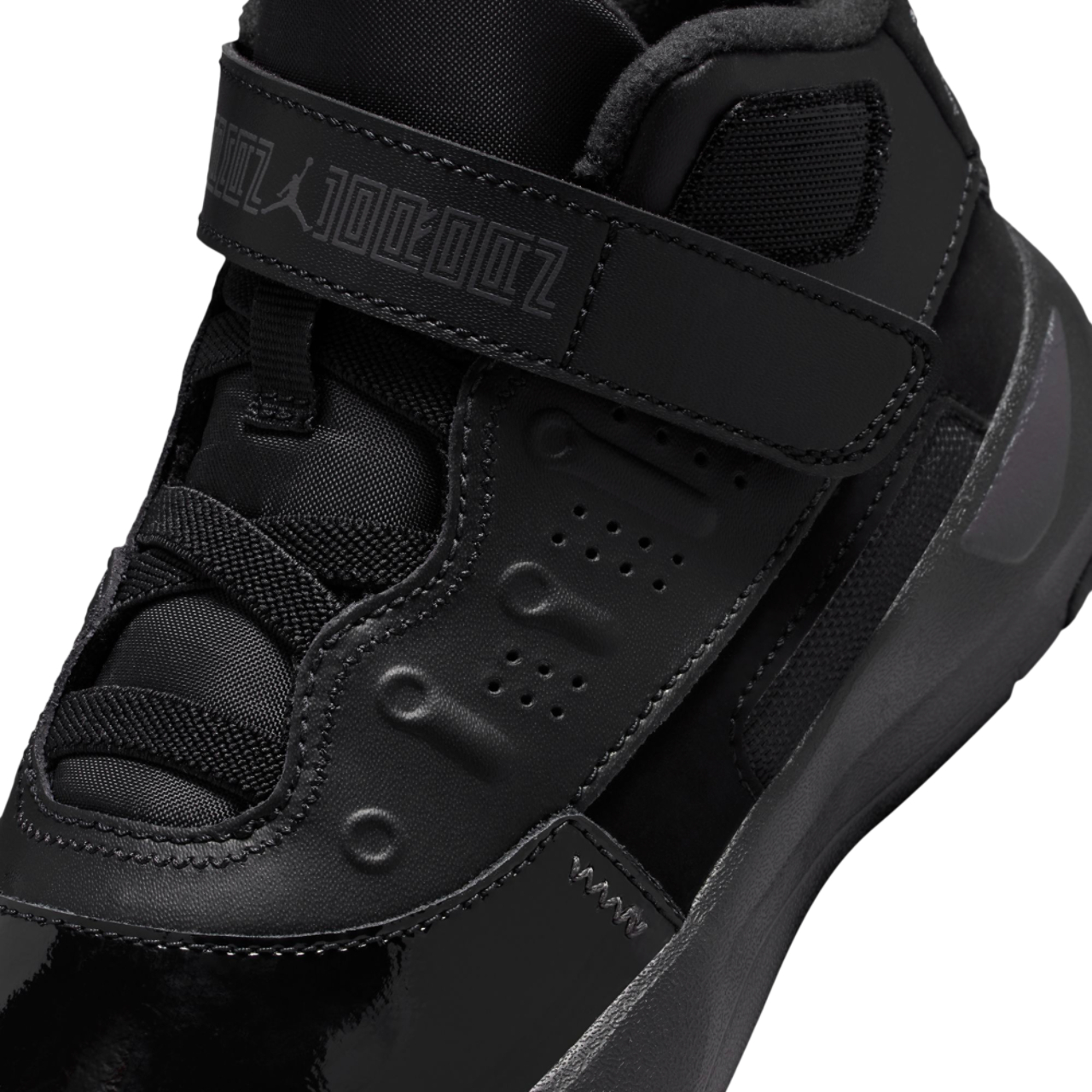 Jordan Max Aura 7 Image 7 de 8. Appuyez pour ouvrir la galerie de photos.