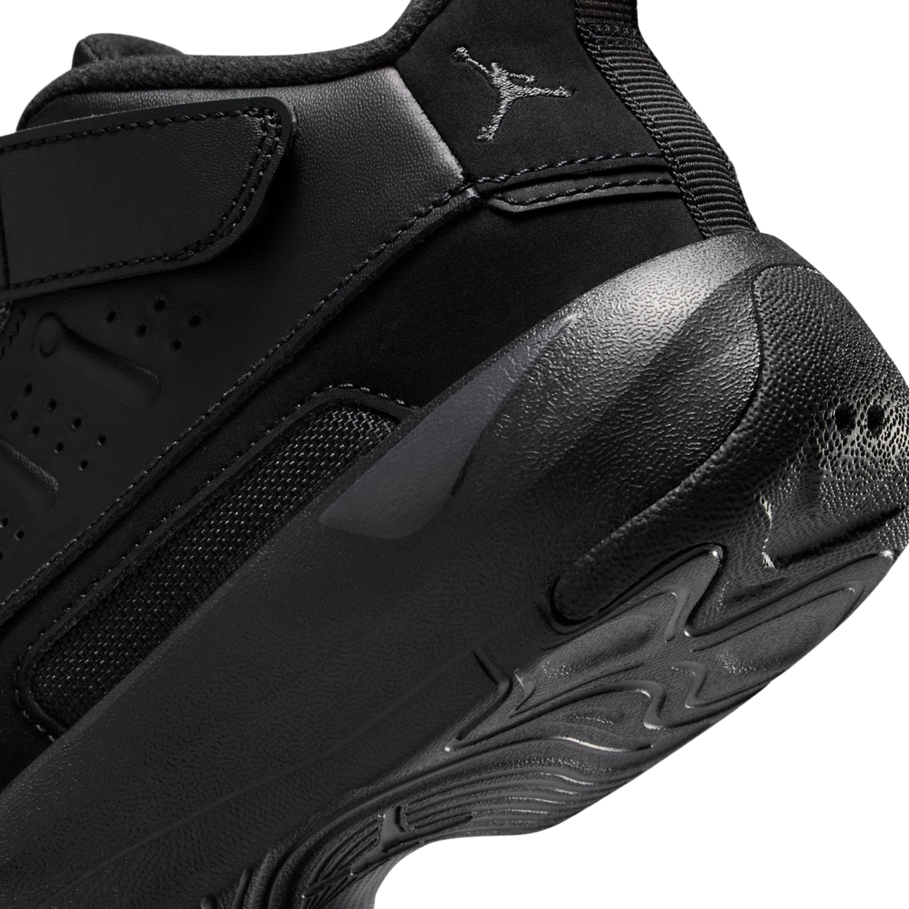 Jordan Max Aura 7 Image 8 de 8. Appuyez pour ouvrir la galerie de photos.