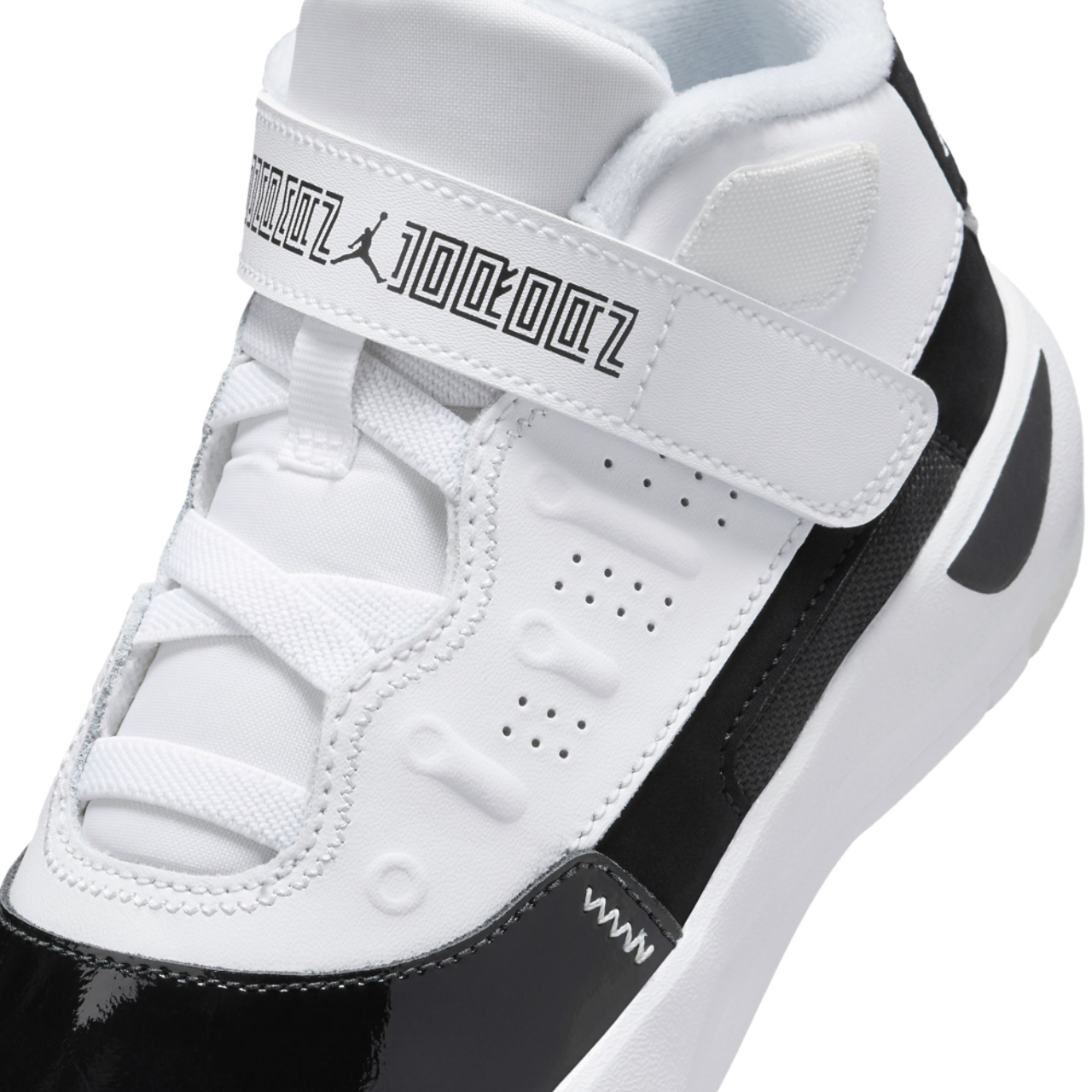 Jordan Max Aura 7  Image 7 of 8. Tap to open photo gallery.