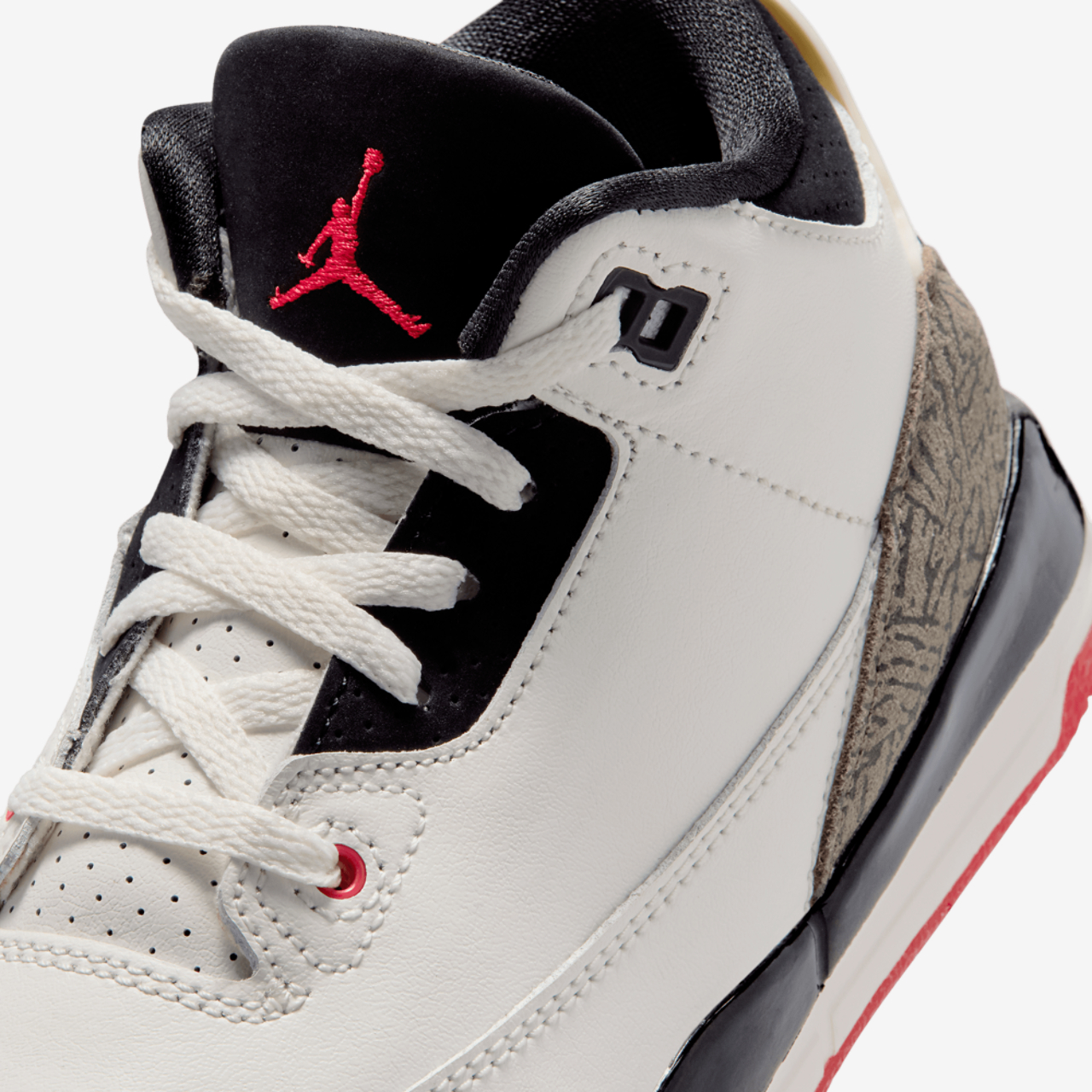 Jordan Retro 3 Image 7 of 9. Tap to open photo gallery.