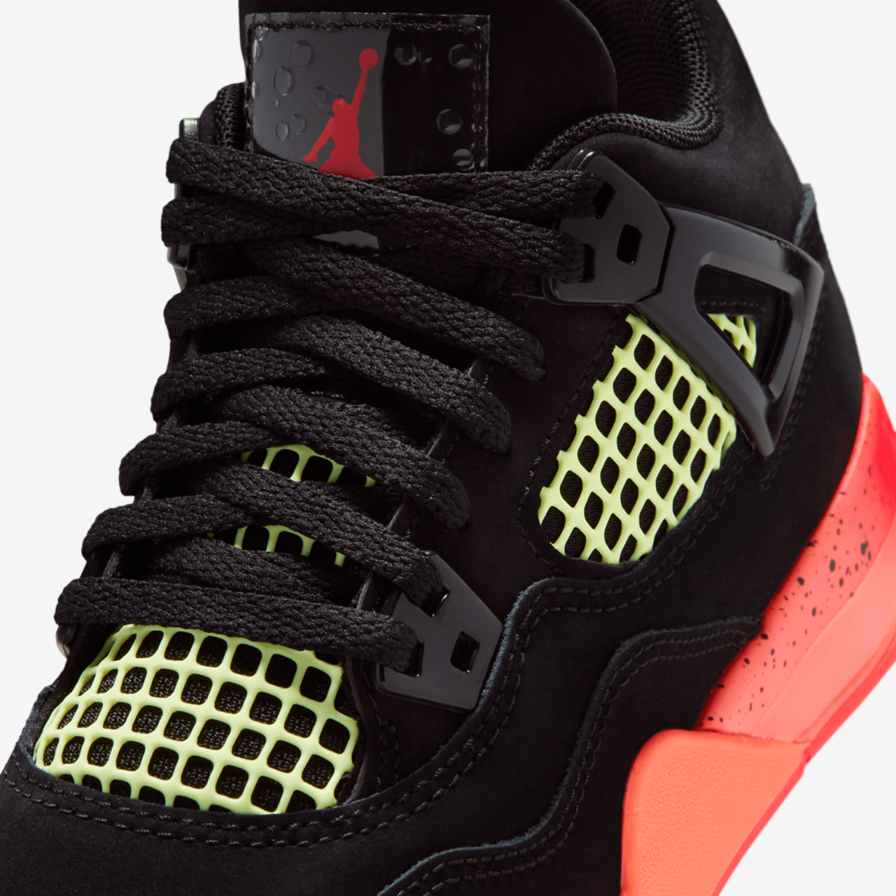 Jordan Retro 4 Image 7 of 8. Tap to open photo gallery.