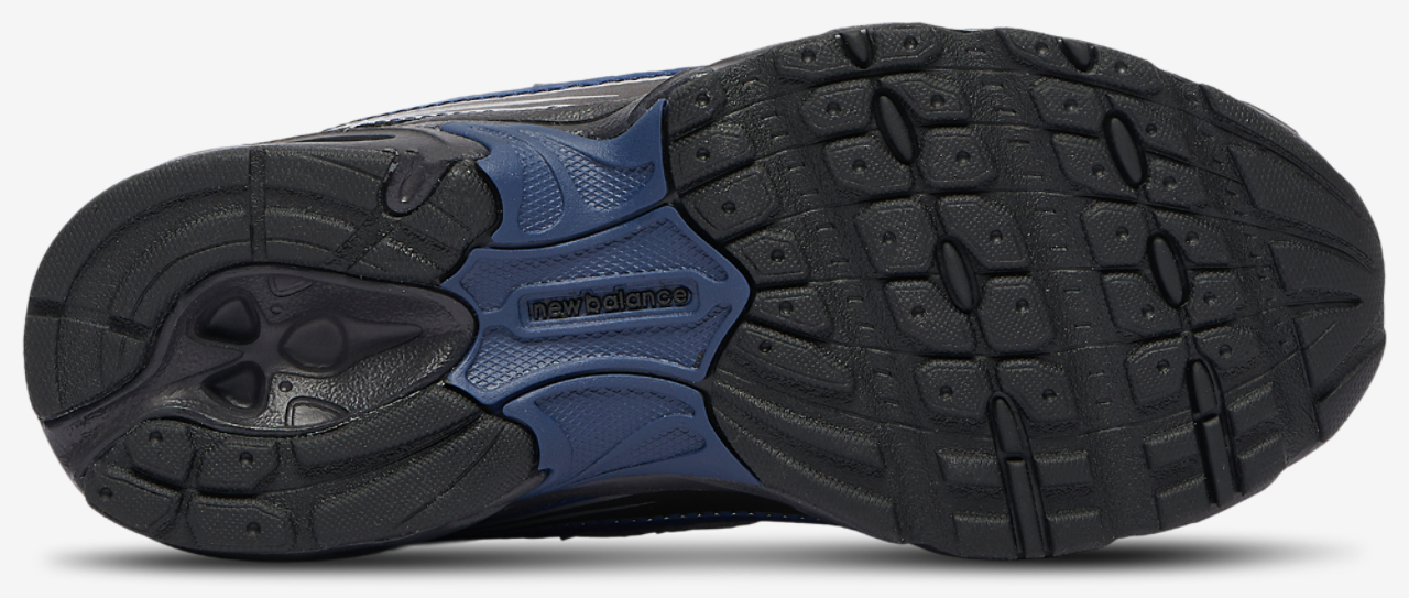 New Balance 740 Image 5 of 5. Tap to open photo gallery.