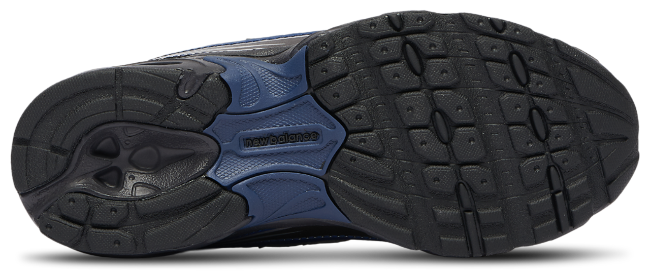 New Balance 740 Image 5 of 5. Tap to open photo gallery.