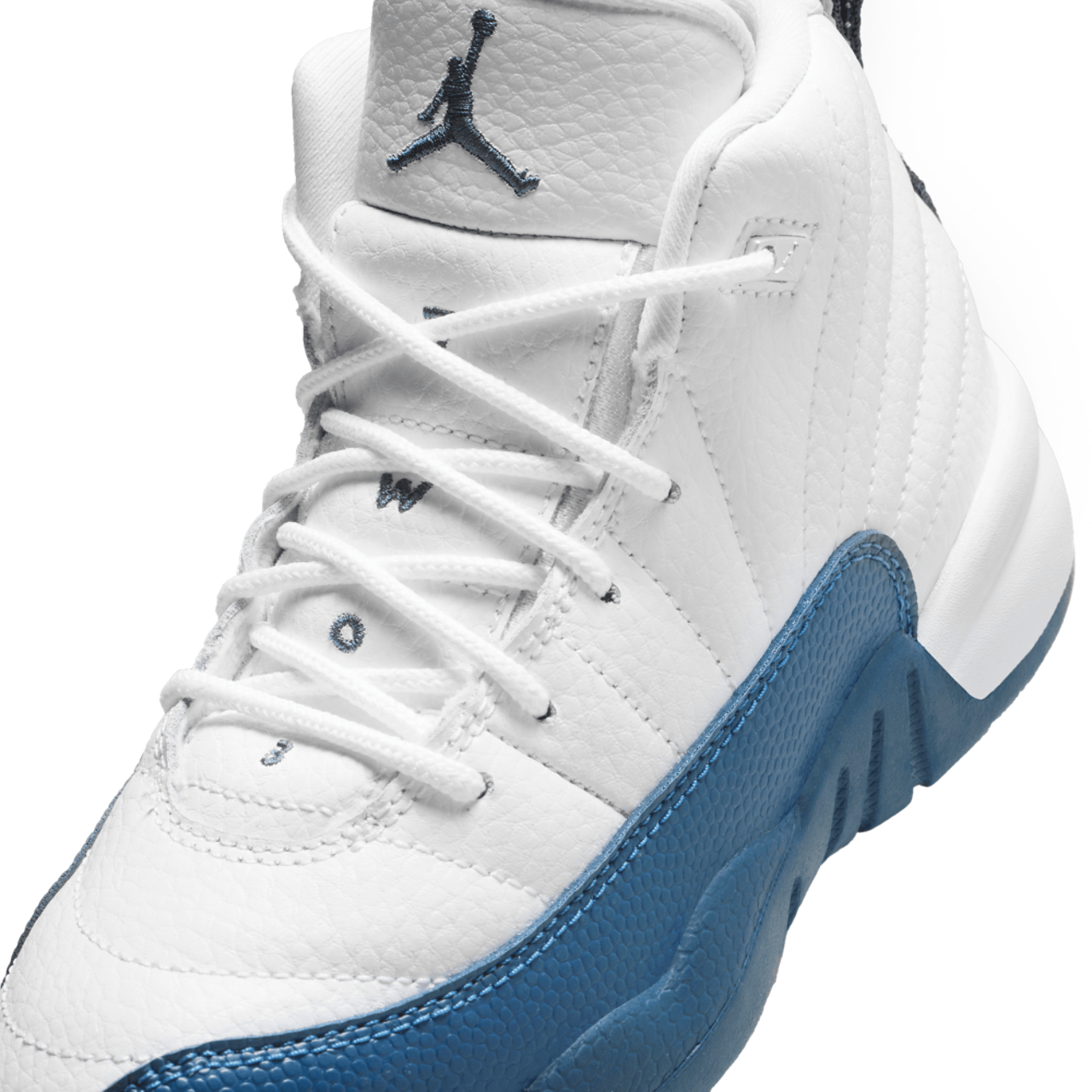 Jordan Retro 12  Image 7 of 8. Tap to open photo gallery.