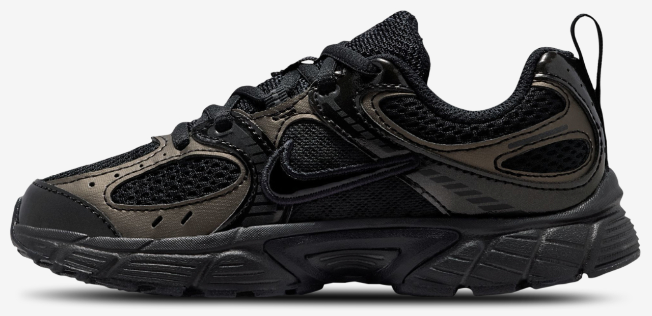 Nike V5 RNR Image 2 of 5. Tap to open photo gallery.