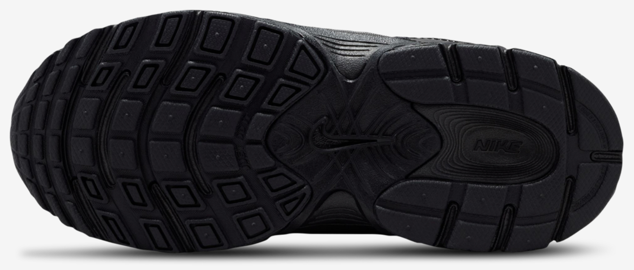 Nike V5 RNR Image 5 of 5. Tap to open photo gallery.