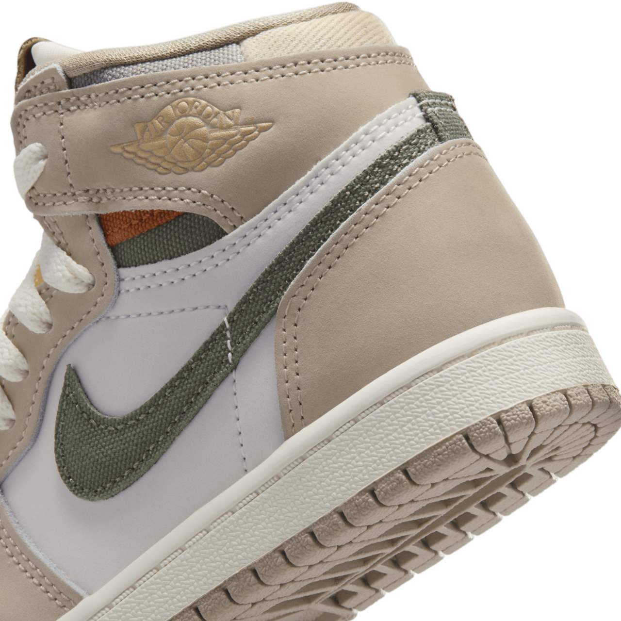 Jordan Retro 1 High OG Image 8 of 9. Tap to open photo gallery.