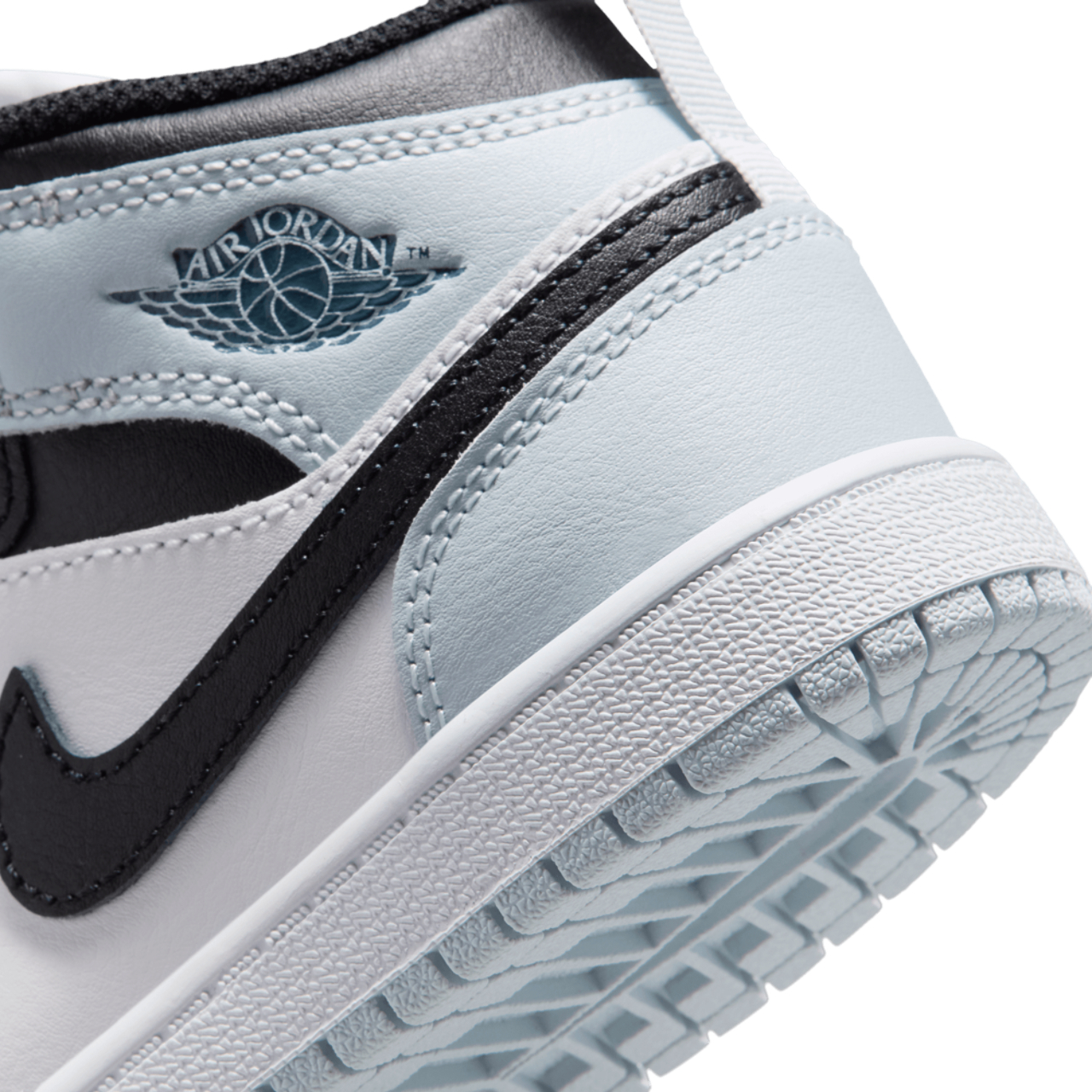 Jordan AJ 1 Mid  Image 8 of 8. Tap to open photo gallery.