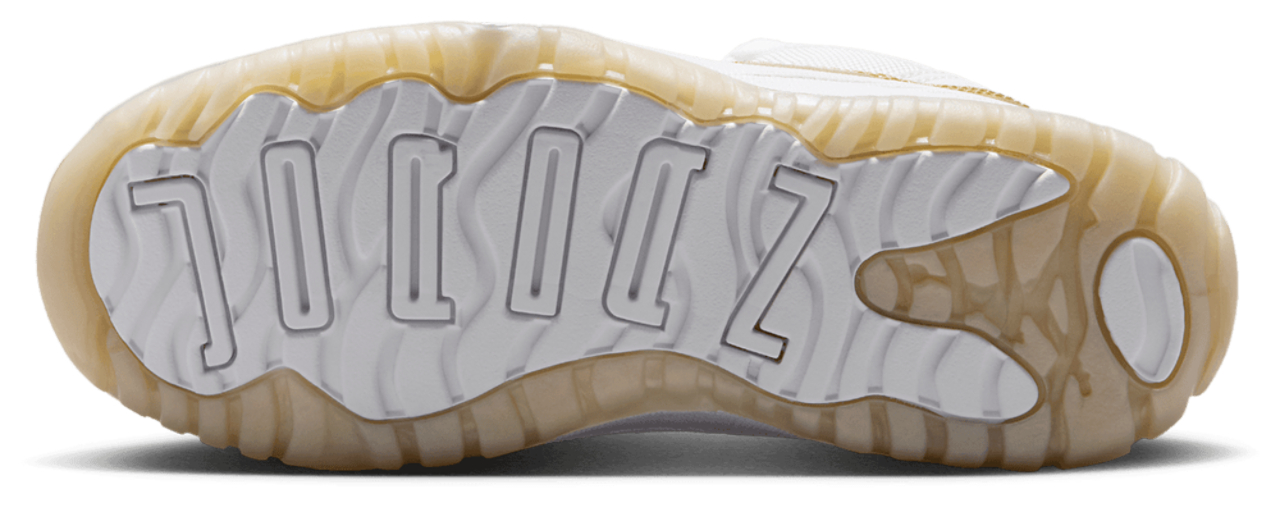 Jordan Retro 11 Low Image 5 of 8. Tap to open photo gallery.