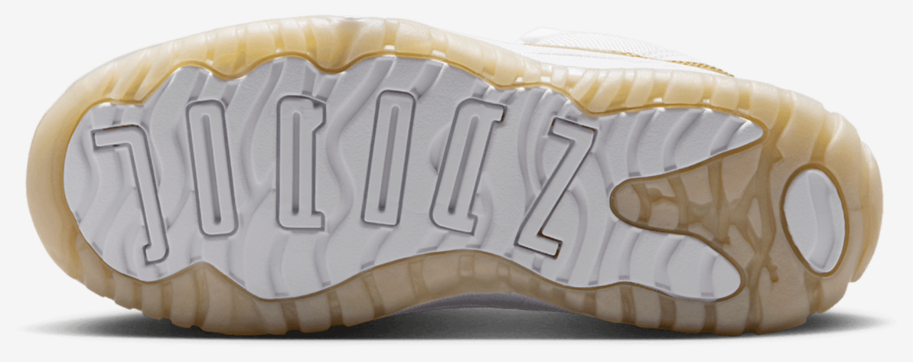 Jordan Retro 11 Low Image 5 of 8. Tap to open photo gallery.
