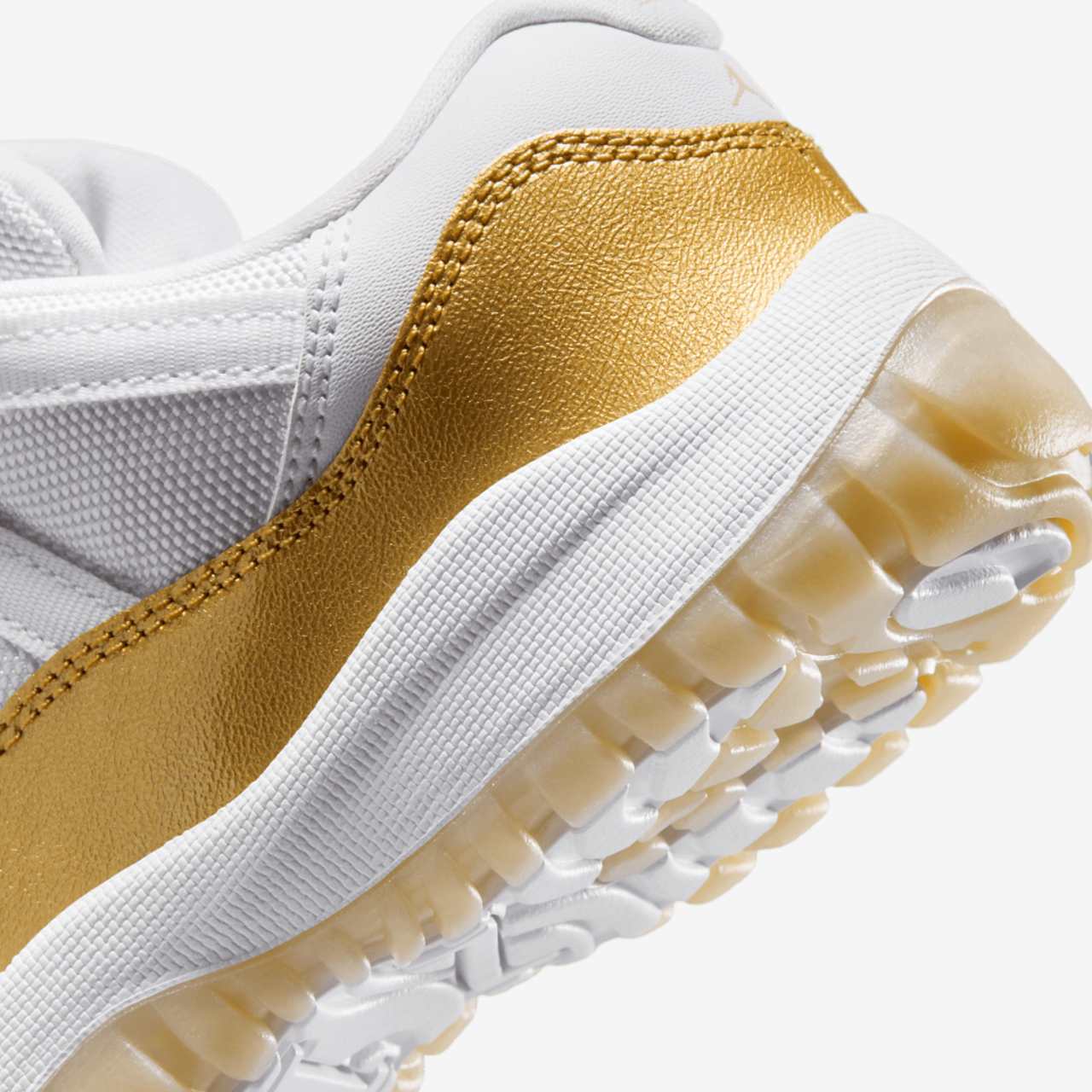 Jordan Retro 11 Low Image 8 of 8. Tap to open photo gallery.